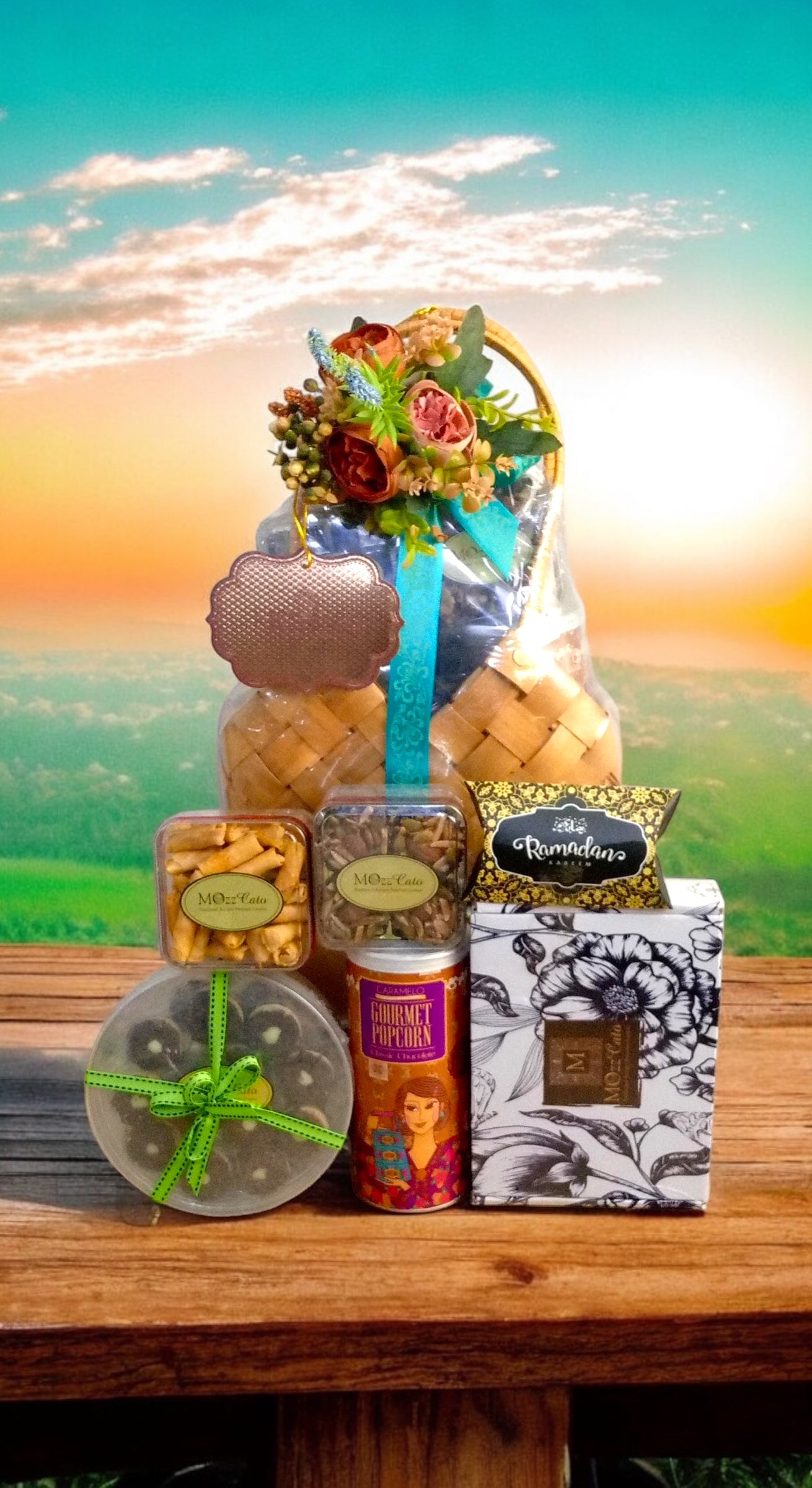 RAYA HAMPER 2025 | POTRERO GIFT BAG | RAYA GIFT PACK – Mozzcato Premium ...